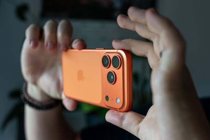Keajaiban iPhone 17 Pro: Jatuh dari Pesawat dan Tetap Utuh Tanpa Cacat