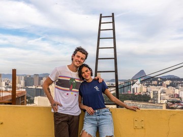 Resmikan Hubungan Asmara, Shawn Mendes Bagikan Momen Bahagia Bersama Bruna Marquezine di Hari Ulang Tahun