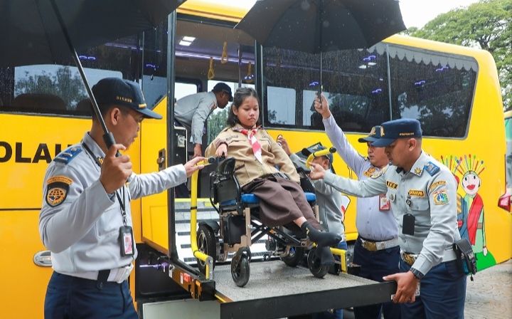 Akses Pendidikan Inklusif, Pemprov DKI Siapkan 32 Bus Sekolah Ramah Disabilitas untuk Tahun 2026