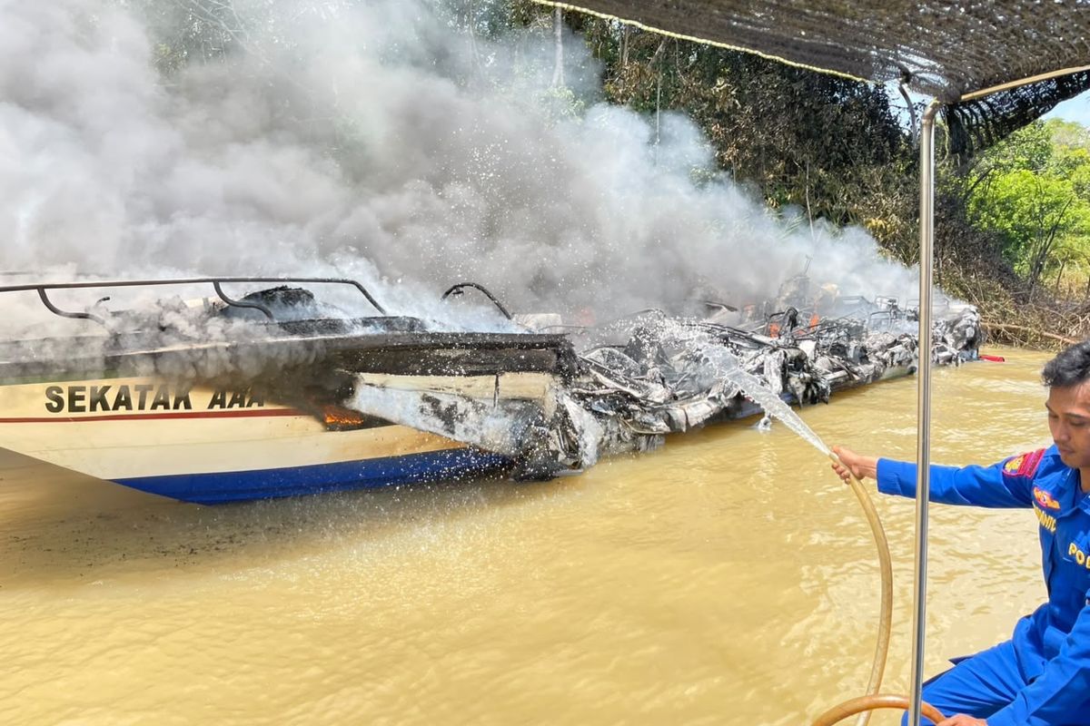 Speed Boat Angkutan Penumpang di Bulungan Dilalap Api, 26 Jiwa Berhasil Dievakuasi Selamat