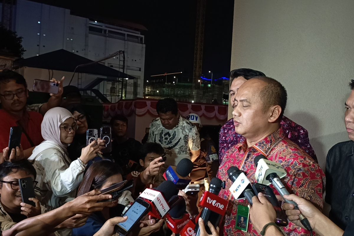 Febrie Adriansyah Dicecar Puluhan Pertanyaan dalam Pemeriksaan Kasus TPPU di Kejaksaan Agung