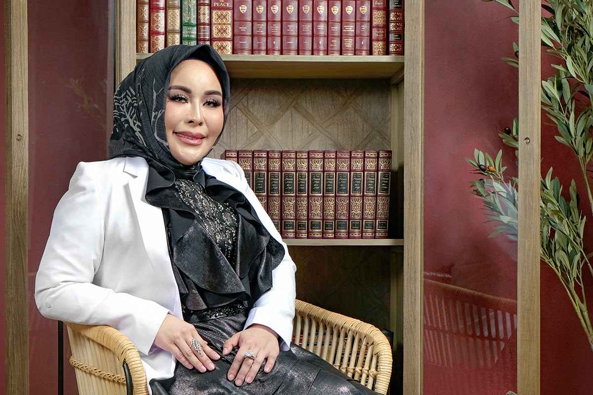 Karangan Bunga Misterius: Heni Sagara Bantah Tuduhan Intimidasi, Ungkap Dugaan Fitnah Pesaing Bisnis