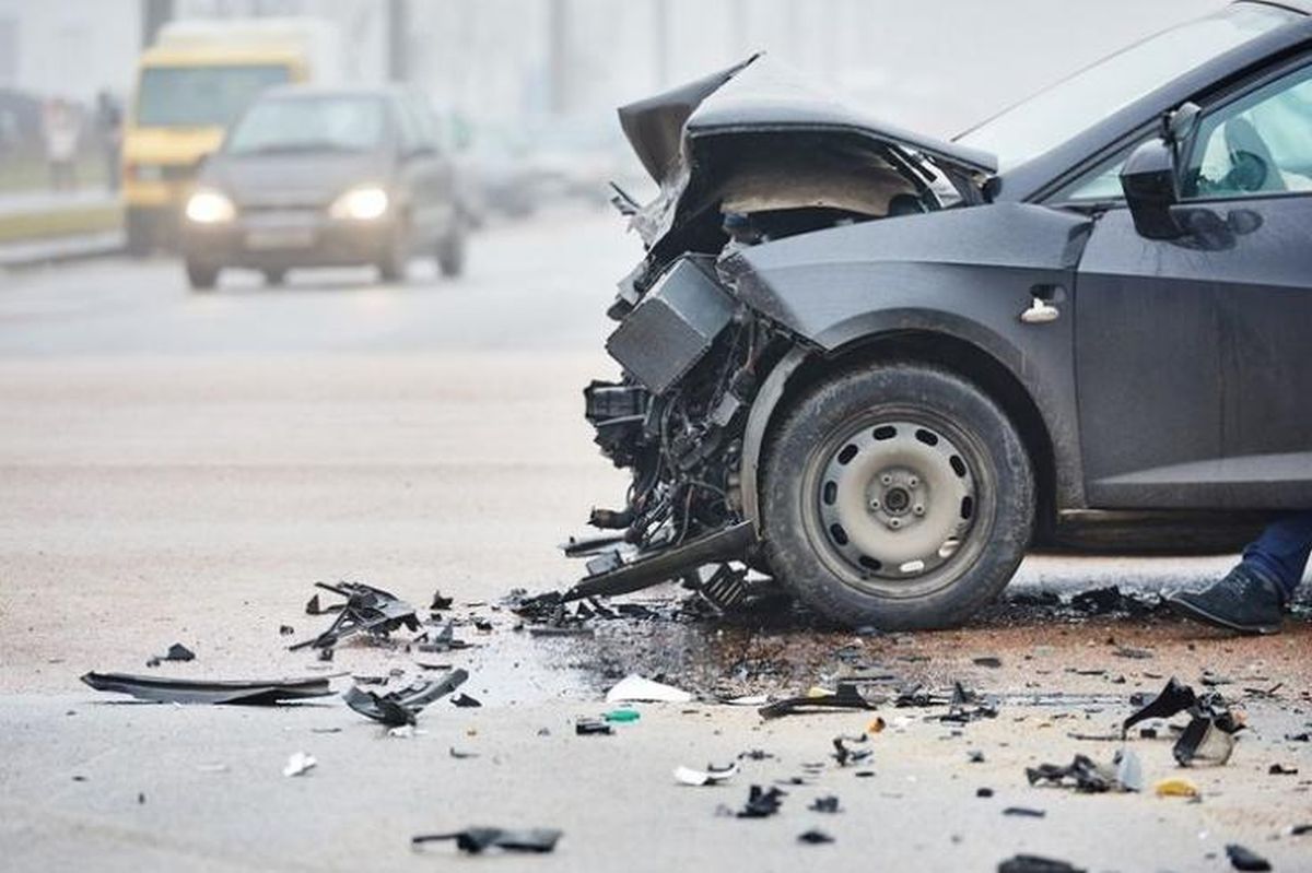 Insiden Dump Truk Ganggu Kelancaran Tol Cijago, Arus Lalin Tersendat Akibat Tabrak Rambu
