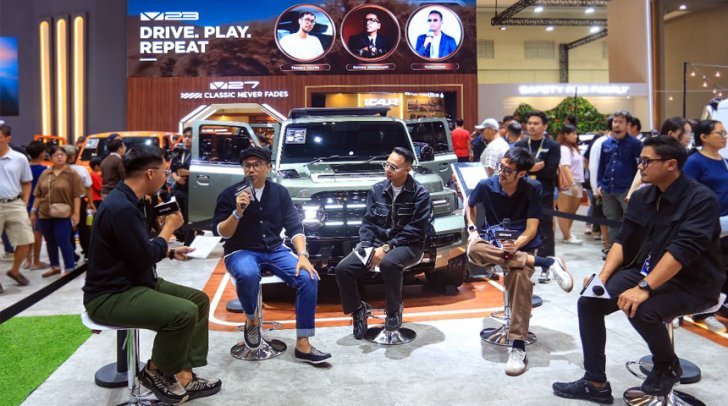 GIIAS 2026: iCar V23 Memikat Publik Figur dan Pebisnis Lewat Testimoni Pengguna