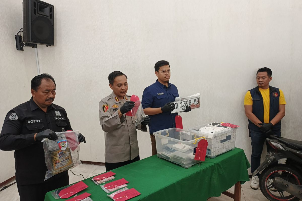 Tersangka Pembunuhan Bos Royal Phone Kepergok Pantau Polisi di Lokasi Kejadian?