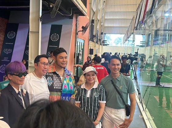 Padel Makin Populer: Ivan Gunawan dan Wulan Guritno Ramaikan Turnamen di Jakarta Selatan