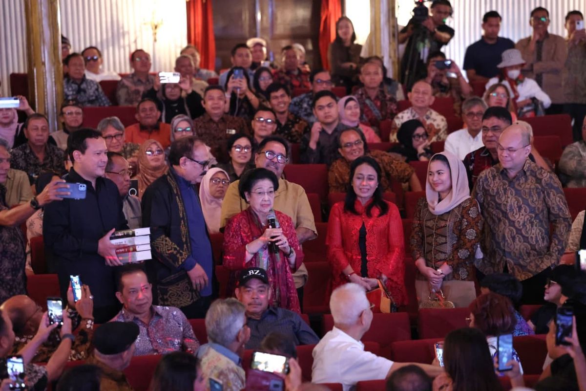Megawati dan Anies Hadiri Peluncuran Buku Autobiografi Erros Djarot Volume 2 dan 3