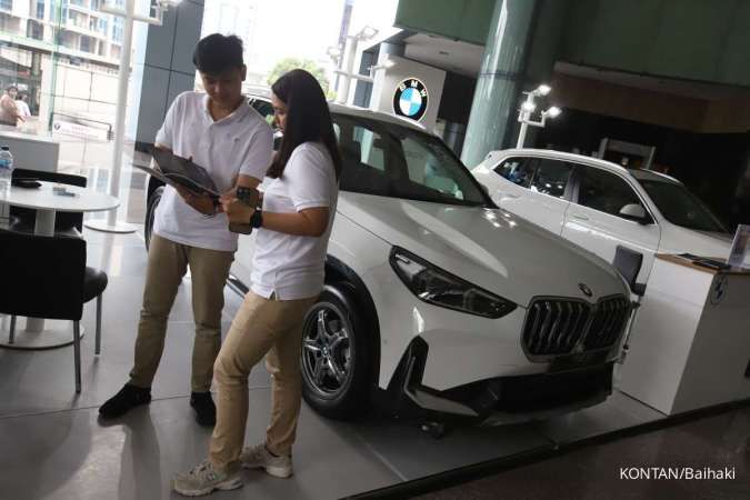 Perlambatan Pembiayaan Otomotif: Sektor Mobil Hadapi Tantangan di Pertengahan 2026