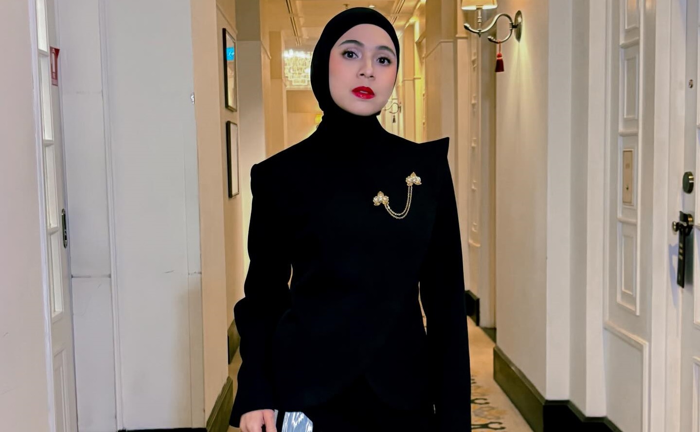 Nycta Gina Bagikan Momen Dramatis Kebakaran Rumah Tetangga, Warganet Beri Dukungan