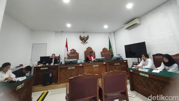 Pengadilan Tolak Upaya Praperadilan Ketua Kesthuri Terkait Kasus Korupsi Kuota Haji