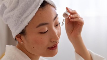 Rahasia Kulit Kencang di Usia 40-an Terungkap: Rekomendasi Serum Retinol Lokal Pilihan