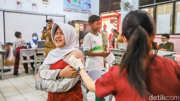 Pencegahan Kanker Serviks Dimulai dari Sekolah Dasar: 90% Siswa SD Cilincing Dapatkan Vaksin HPV