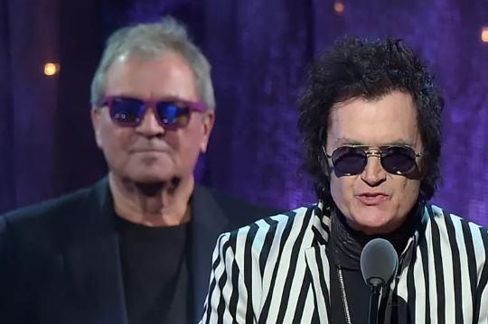 Glenn Hughes, Legenda Deep Purple, Akhiri Era Panggung Konser: Jejak Gemilang dalam Musik Rock
