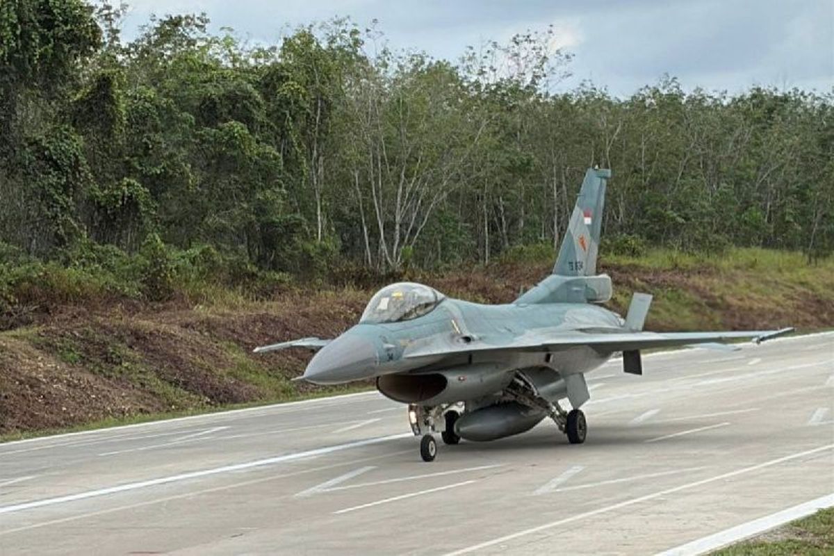 Jalan Tol Berubah Fungsi: TNI AU Siapkan Landasan Pacu Darurat Jet Tempur di Jatim