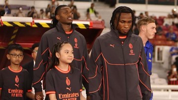 Gempita Nora Marten Curi Perhatian sebagai Pendamping Pemain AC Milan di Laga Internasional GBK