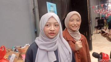 Raffi Ahmad Beri Kejutan Manis, Ajak Kakak Beradik Komika Arafah dan Halda Tunaikan Ibadah Umrah