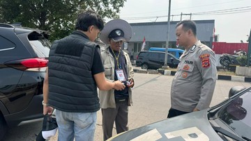 Sopir Taksi Online di Bogor Jadi Korban Pungli Juru Parkir Liar, Polisi Turun Tangan