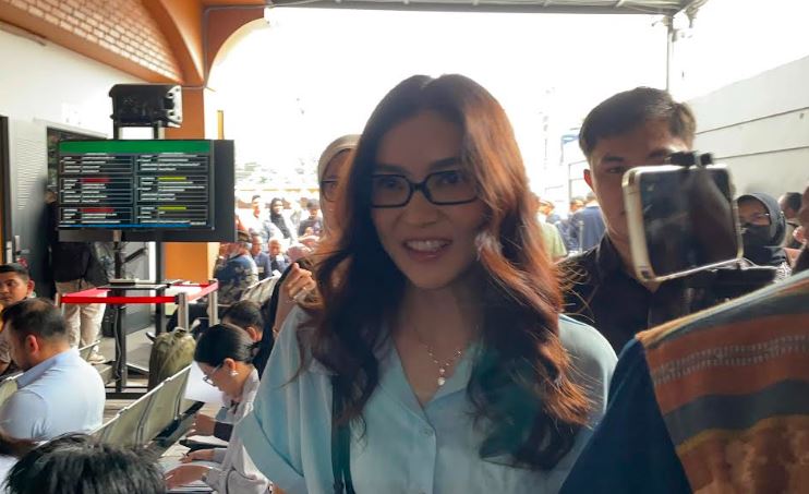 Kembalinya Sarwendah ke Jagat Maya: Antusiasme Penggemar Sambut Interaksi Langsung