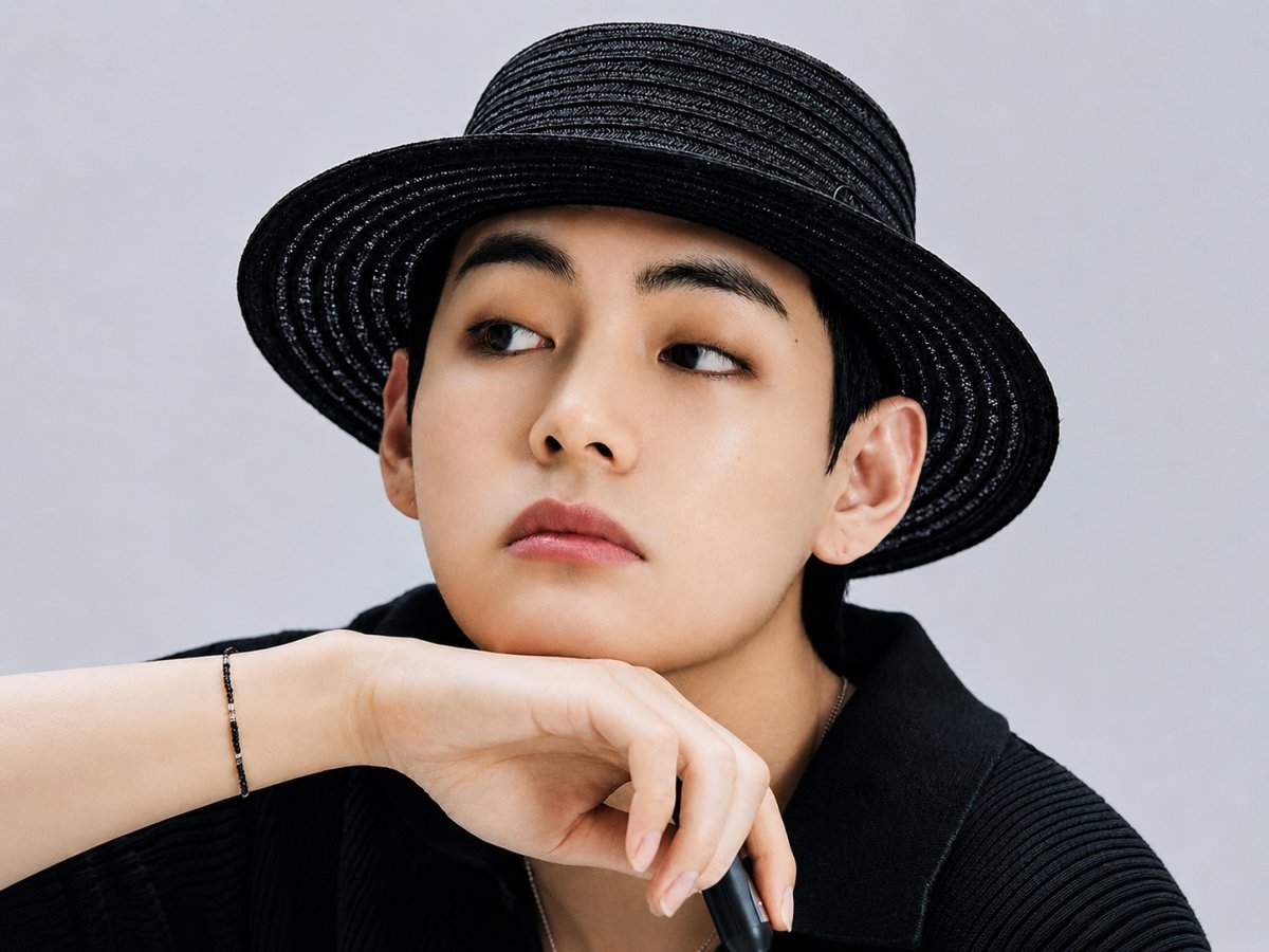 V BTS Ungkap Kondisi Pendengaran Menurun, Potensi Gangguan Telah Dirasakan Sejak Lama