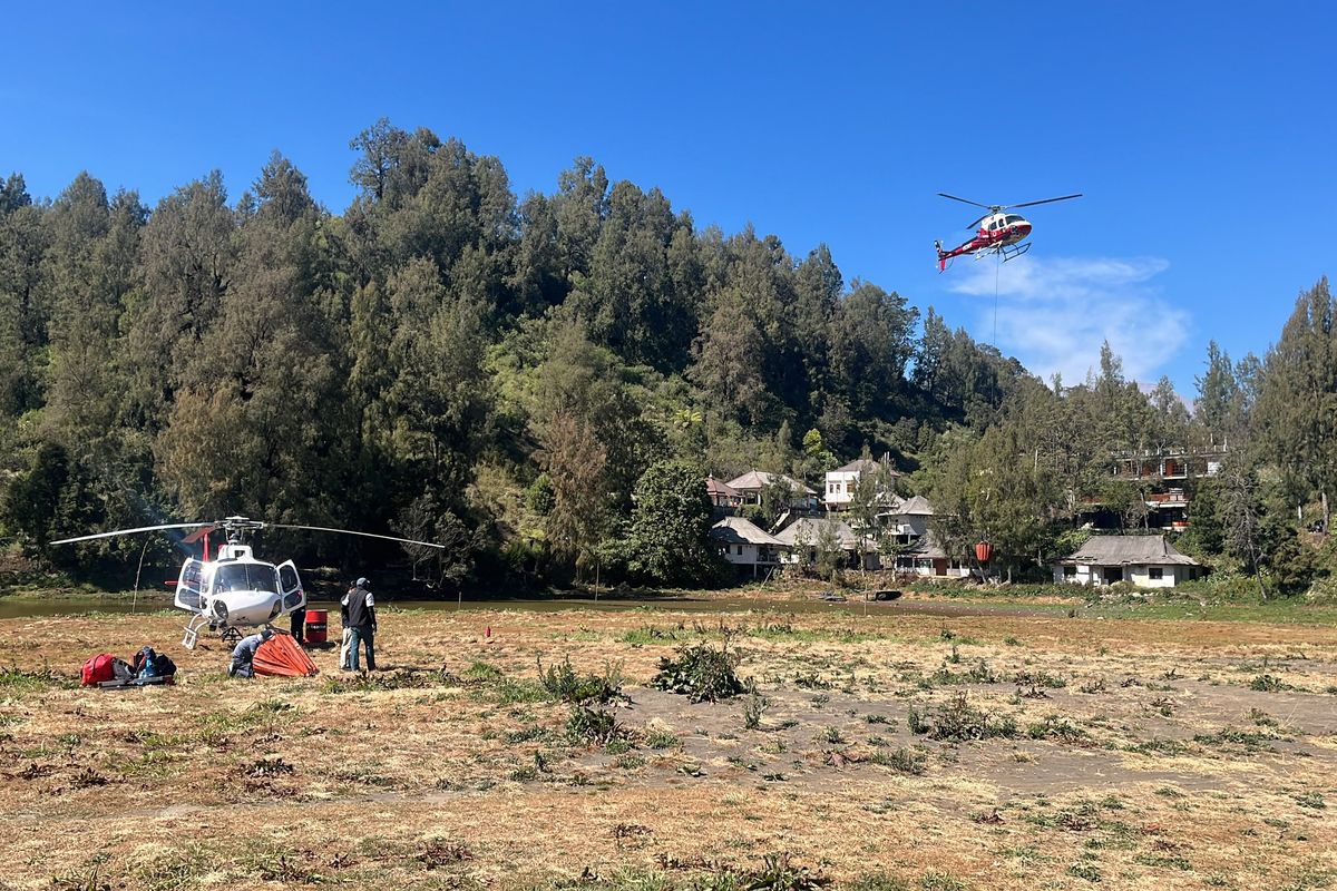 Api di Bromo Berhasil Dijinakkan, Fokus Pengendalian Pindah ke Tahap Pendinginan