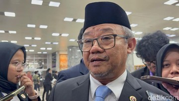 Guru PPPK Paruh Waktu Berpeluang Jadi PNS, Mendikdasmen Buka Jalur Tes Khusus