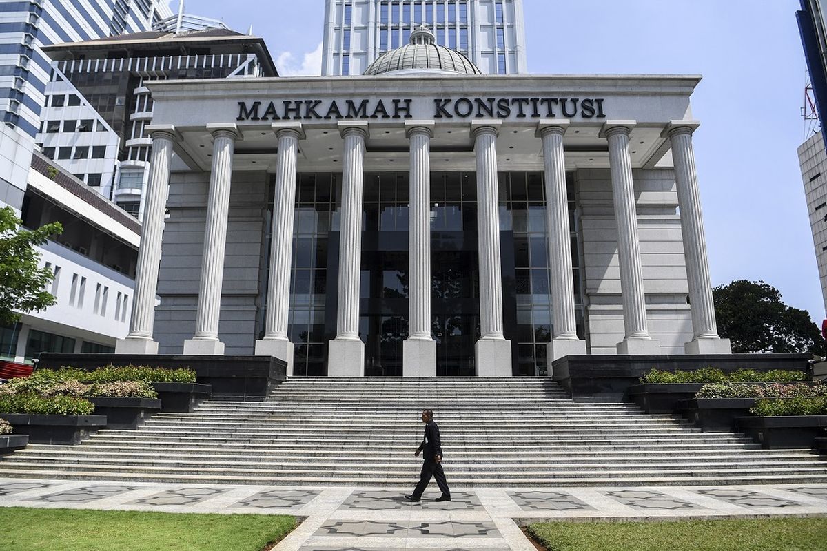 MK Perketat Aturan Laporan Penghinaan Presiden, Hanya 'Orang Dalam' yang Bisa Mengadu
