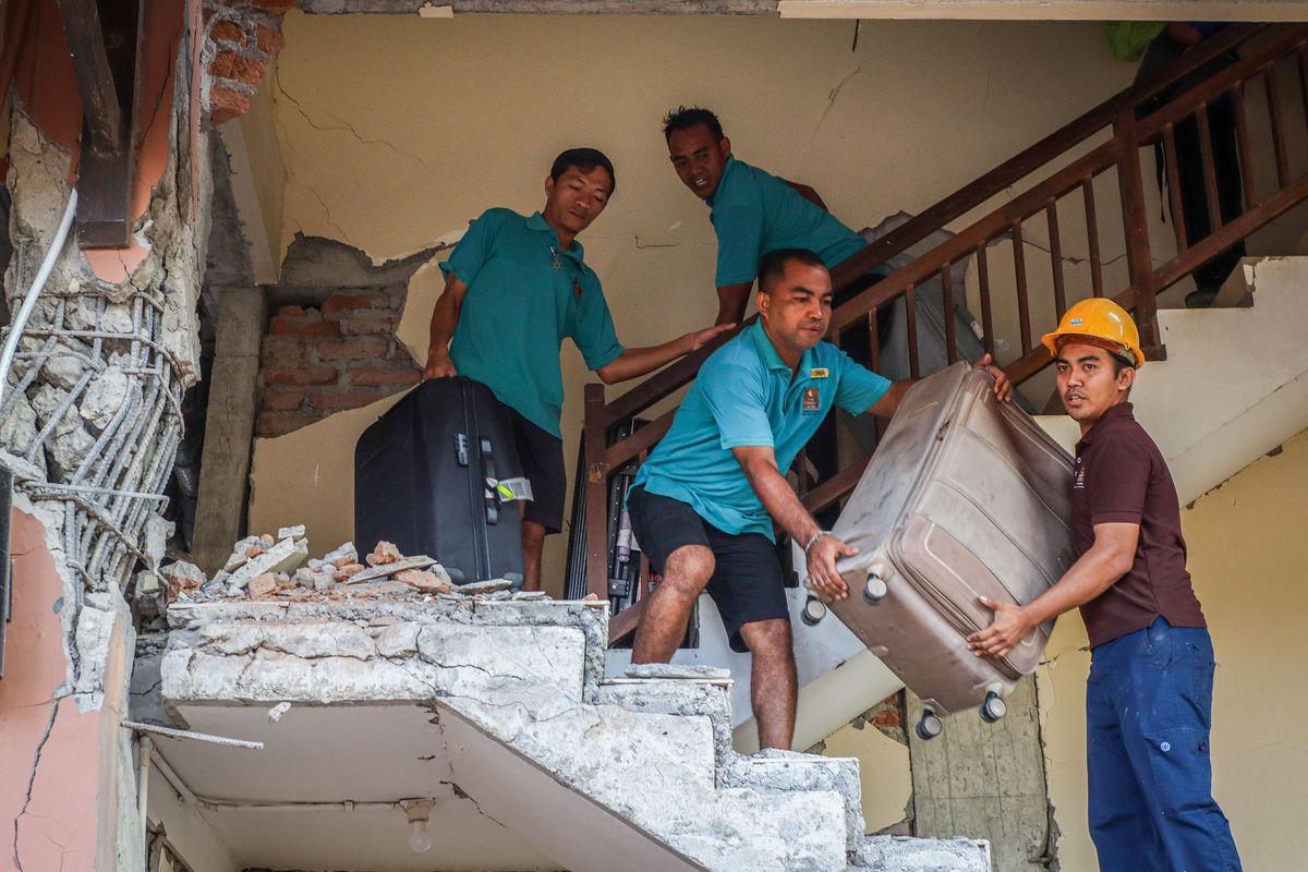 Ratusan Gempa Susulan Guncang Flores NTT, BMKG Catat 377 Kali hingga Malam