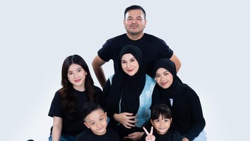 Kehangatan Keluarga: Anak-Anak Irish Bella Sambut Adik Baru dengan Cinta dan Proteksi