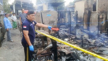 Dipicu Kekalahan Judi Online, Warga Ogan Ilir Bakar Rumah, Lima Bangunan Lain Ikut Ludes