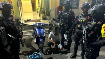Ratusan Butir Obat Keras Diamankan Polisi di Tanah Abang, Satu Pemuda Ditangkap
