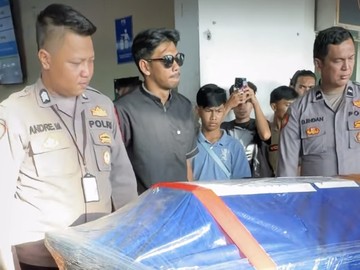Perpisahan Terakhir Sang Runner-Up: Putri Andriani Juficha Dimakamkan di Kampung Halaman