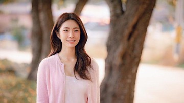 Kilas Balik Karier Ha Young: Dari Debut Hingga Bersinar di "Our Sticky Love"