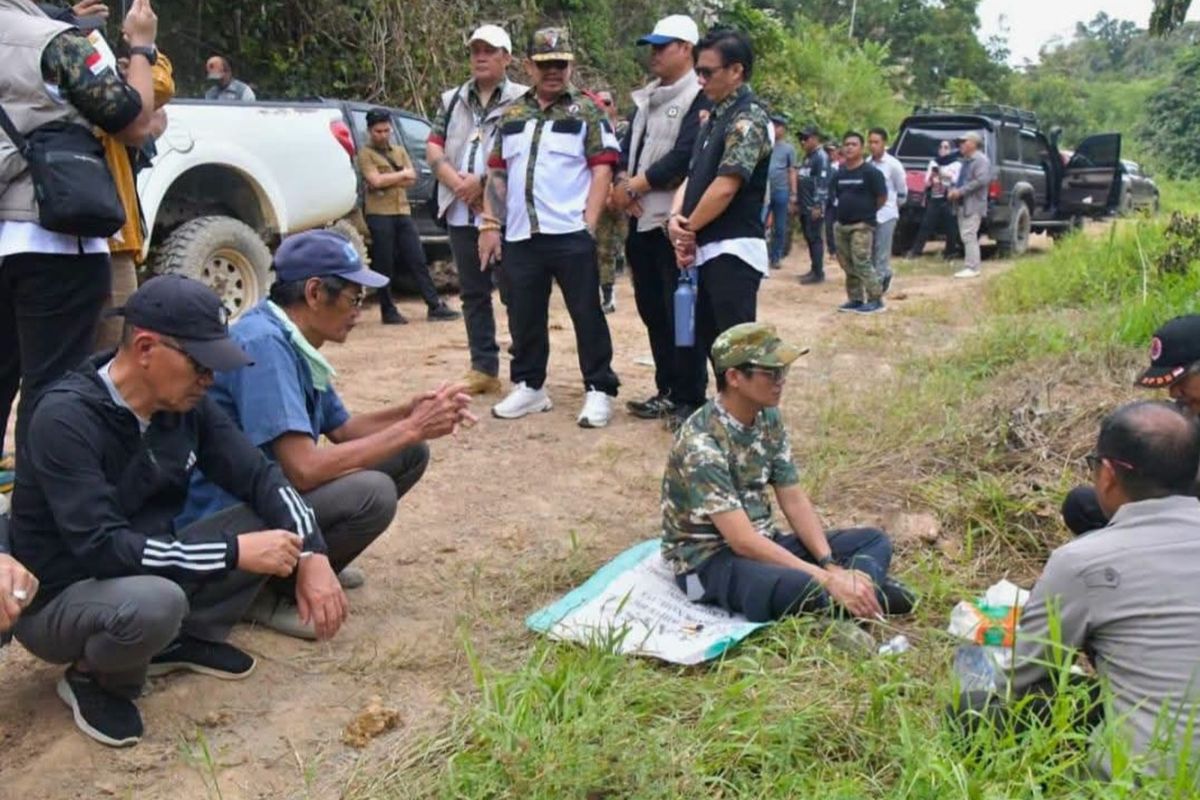 Bupati Nunukan Turun Tangan Atasi Protes Warga Krayan Soal Jalan Rusak Jelang HUT RI