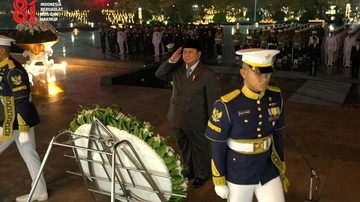 Renungan Malam di TMP Kalibata: Prabowo Pimpin Doa Kebangsaan Jelang HUT RI ke-79