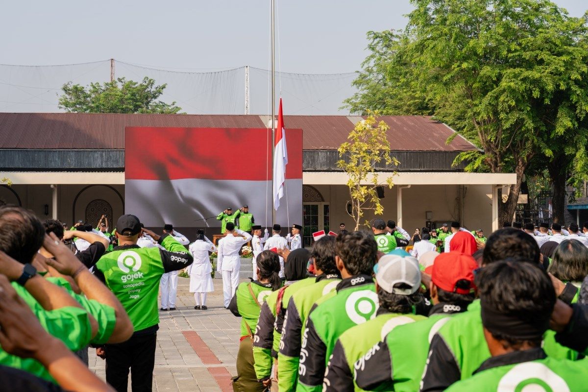 Semangat Kebangsaan Gojek: Mitra Driver Semarakkan HUT Ke-81 RI dengan Apel dan Lomba