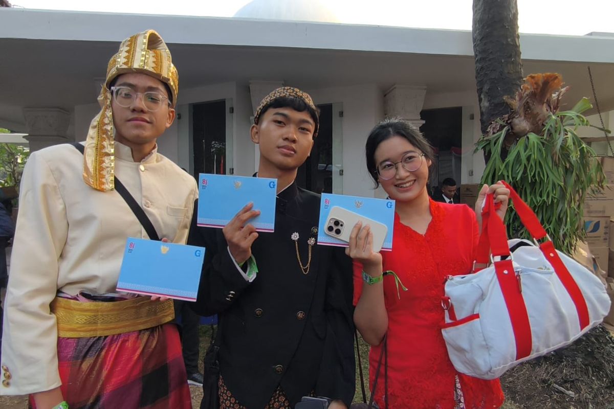 Persahabatan Tak Terduga Lahir di Panggung HUT Ke-81 RI: Kisah Tiga Pemuda Bertemu di Istana