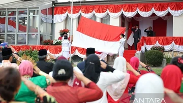 Sang Merah Putih Berkibar di Kancah Global, Rayakan Kemerdekaan Sambil Berduka untuk NTT