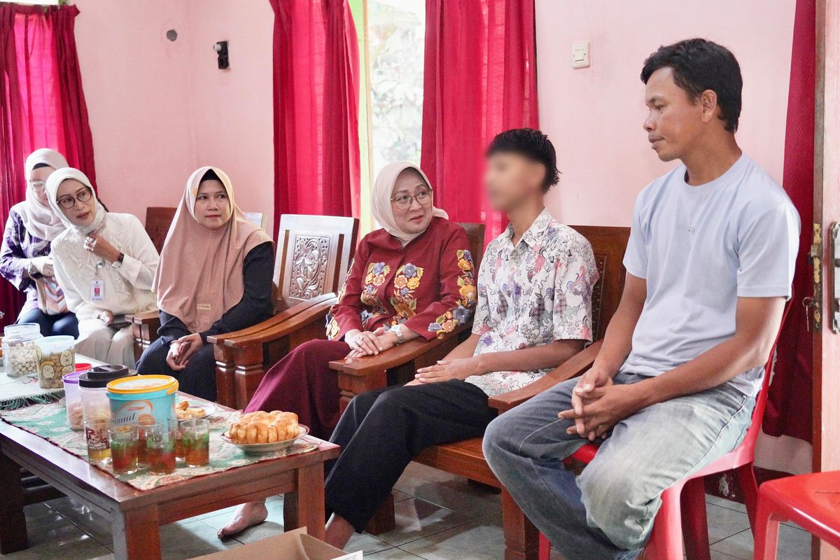 Bupati Kebumen Kunjungi Siswa Korban Perundungan, Tawarkan Solusi Pendidikan Pasca-Trauma