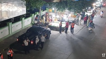 Antisipasi Kecelakaan Fatal, Penataan Pedagang Kramat Jati Jadi Prioritas Pemkot Jaktim