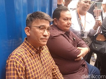 Ruben Onsu dan Sarwendah Bertemu di PN Jaksel, Mediasi Hak Asuh Anak Berjalan Intensif
