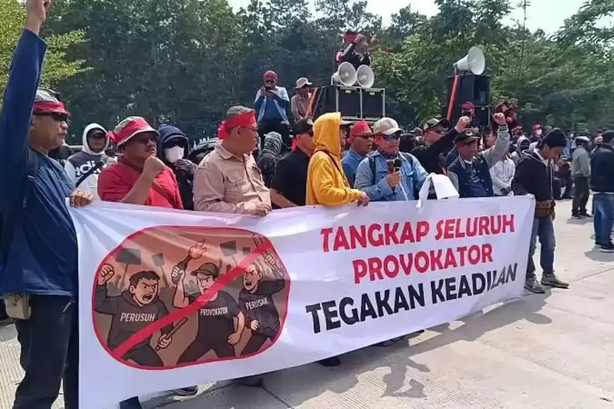 1.000 Pekerja PT Bumi Waras Tuntut Keadilan Pasca Kebakaran Kantor, Estimasi Kerugian Tembus Rp 30 Miliar