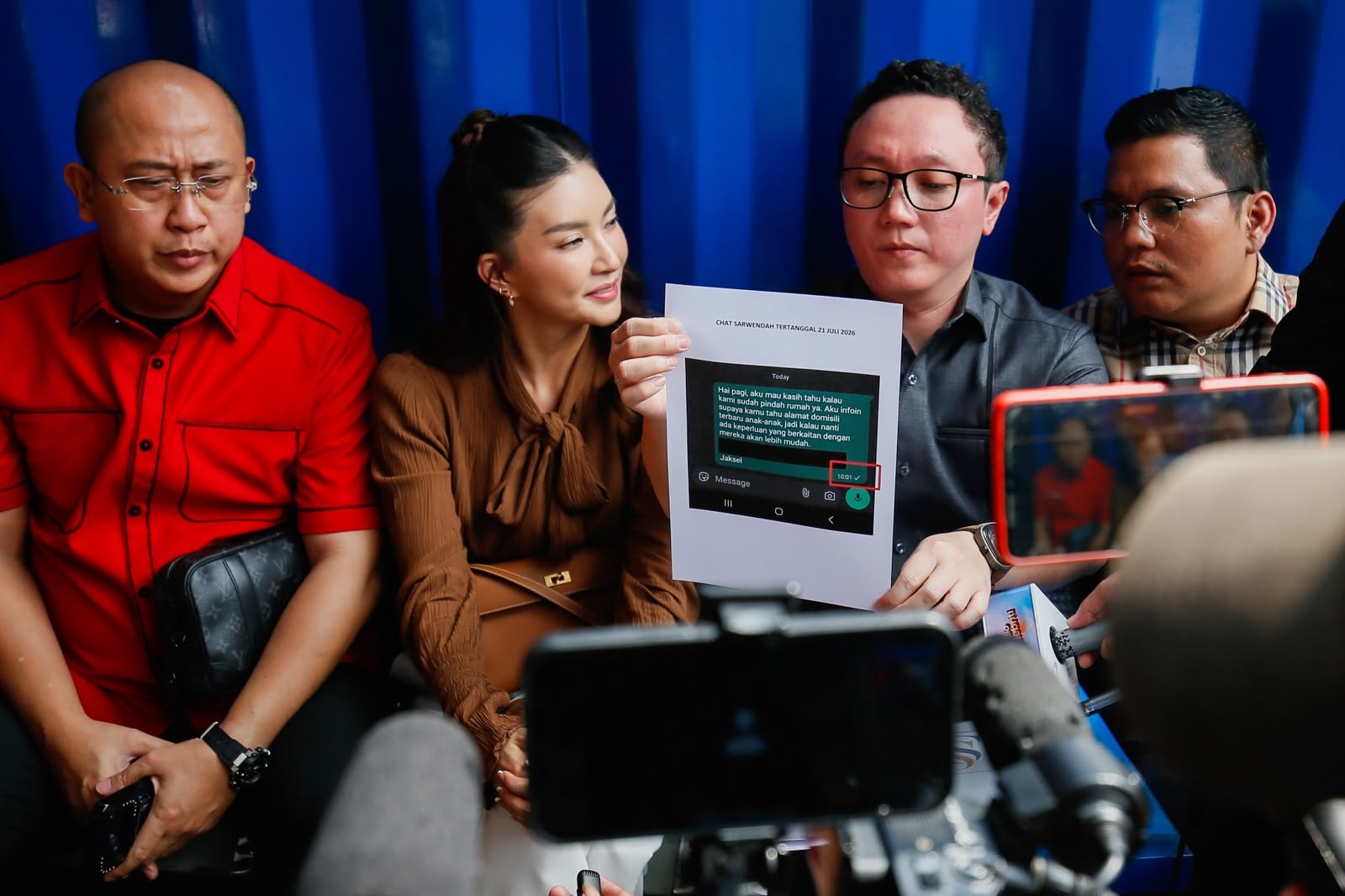 Perseteruan Finansial Rumah Tangga: Sarwendah Balas Tuntutan Audit Ruben Onsu dengan Tawaran Mengejutkan