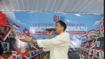 Adrian Khalif Beri Kejutan Meriah HUT RI ke-78 di Lingkungan Sendiri