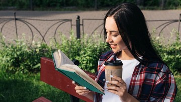 Pengaruh Positif Minat Baca Bintang K-Pop dalam Mendorong Budaya Literasi Penggemar