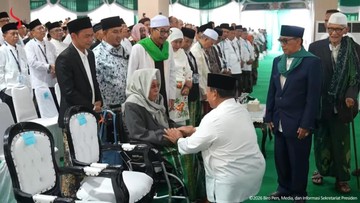 Momen Hangat Presiden Prabowo Subianto Saat Bersilaturahmi dengan Ulama di Muktamar NU