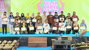 Mengukir Masa Depan Bangsa Melalui Gerakan Seniman Masuk Sekolah di Pati