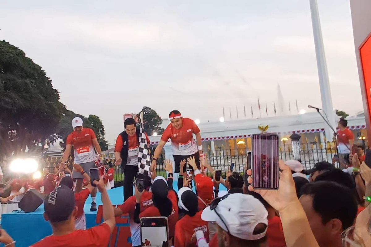 Meriahkan Suasana Istana, 12.000 Pelari Ikuti Ajang Merdeka Run 2026 di Jakarta