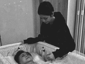 Kedekatan Emosional Nada Tarina Putri dalam Mengenang Mendiang Ibunda Deddy Corbuzier