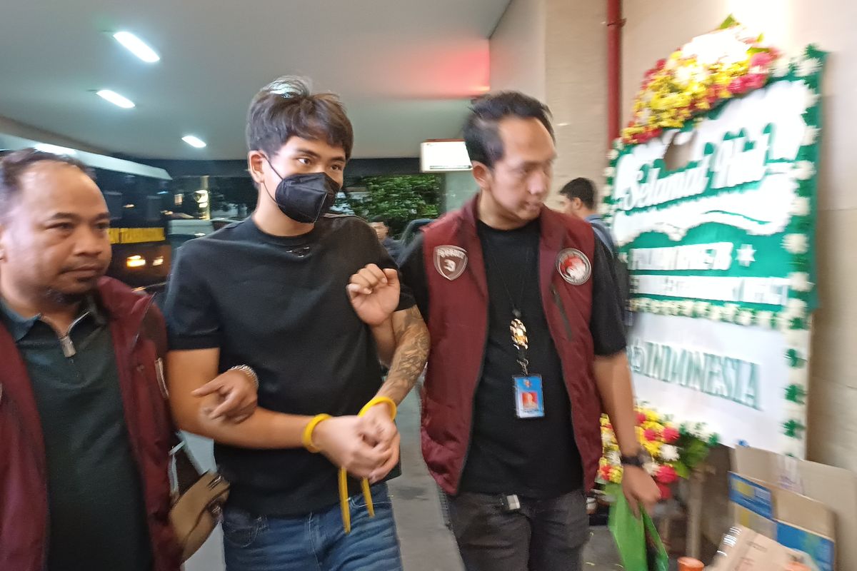 Kasus Penyelundupan 800 Kilogram Ketamin, Tersangka Warga Taiwan Tiba di Bareskrim Polri