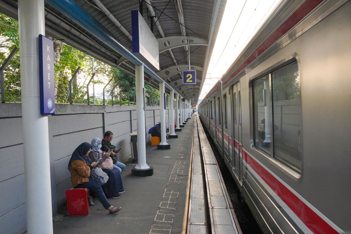 KAI Tingkatkan Konektivitas Stasiun Karet dan Sudirman Baru demi Kenyamanan Penumpang
